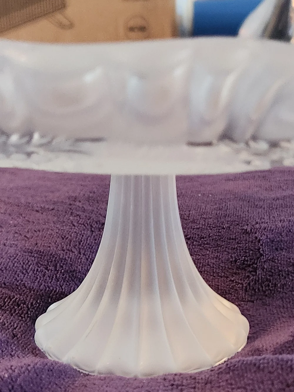 Mikasa Winter Dreams Bon Bon Plate. Vintage, produced from 2001 to 2006